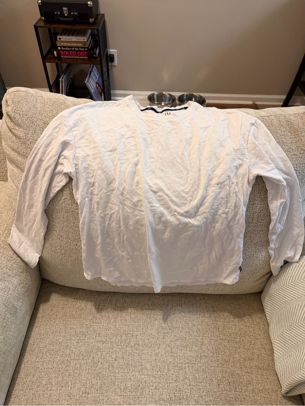 White Gap long sleeve shirt in size M #gap #basics